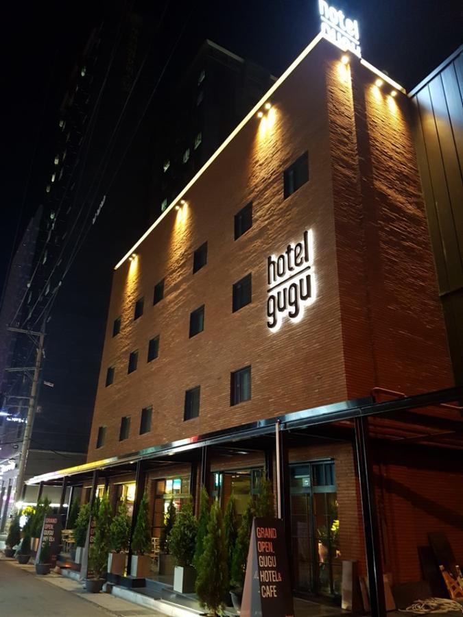 Hotel Gugu Seoul Exteriör bild